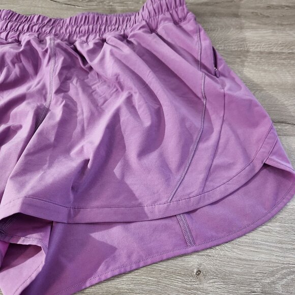 Lululemon Lavender Pink Track That MR Short 5" Lined Short Womens Size 16 - Picture 8 of 16